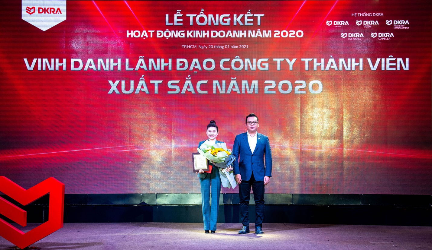 Anh. Phạm Lâm – Nhà sáng lập DKRA Vietnam, Chủ tịch HĐQT kiêm Tổng giám đốc DKRA Vietnam vinh danh lãnh đạo công ty thành viên xuất sắc năm 2020
